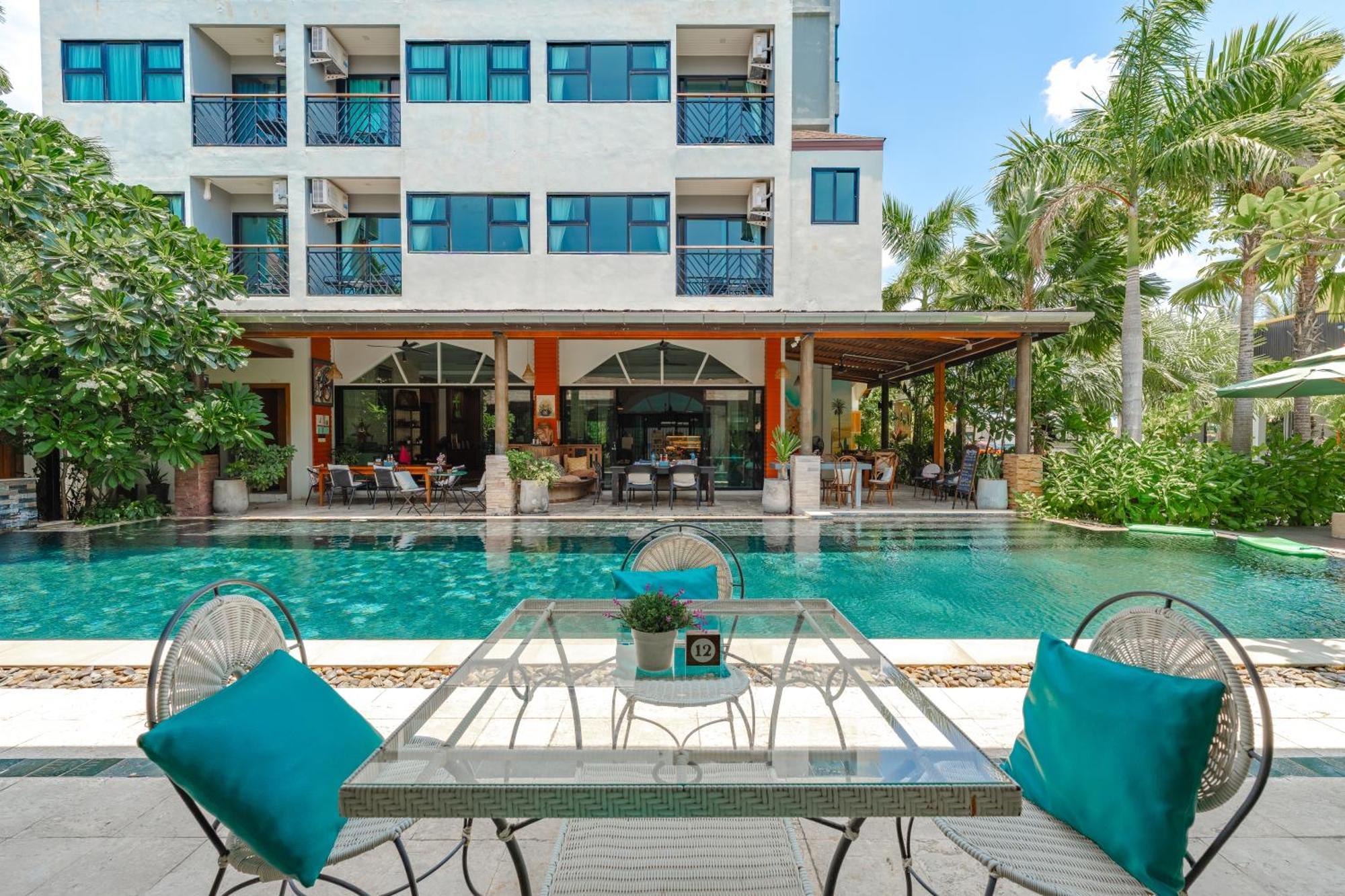 Coco Paradiso Sha Hotel Phuket