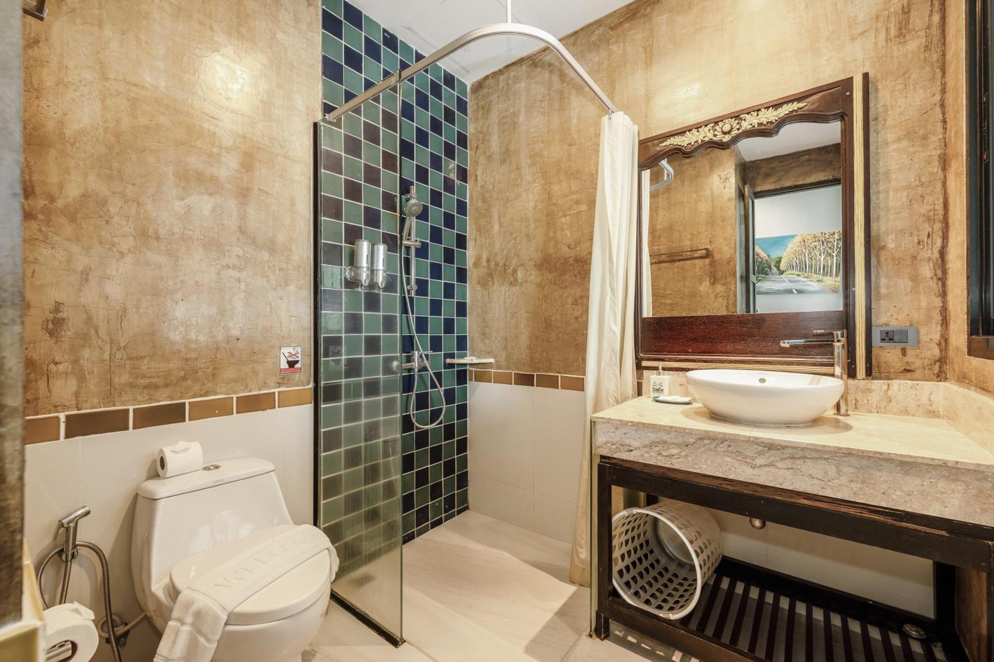 Coco Paradiso Sha Hotel Phuket